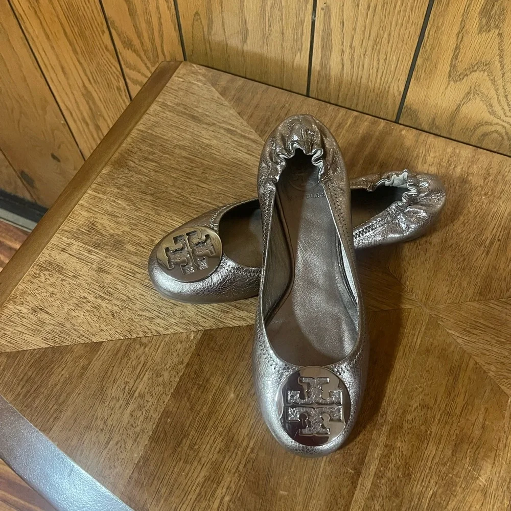 Tory Burch Metallic Ballet Flats - Picture 2 of 16